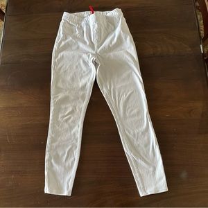 SPANX Ankle Skinny Jeans In White
